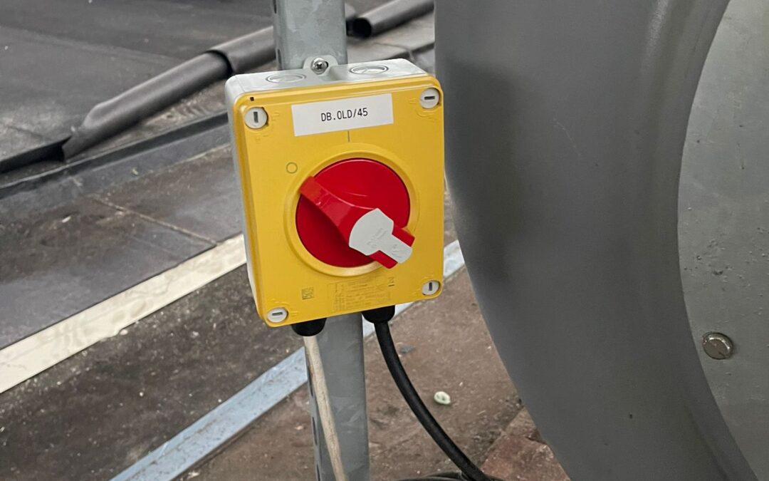 Zero-Interruption Upgrade for Critical Pathology Systems